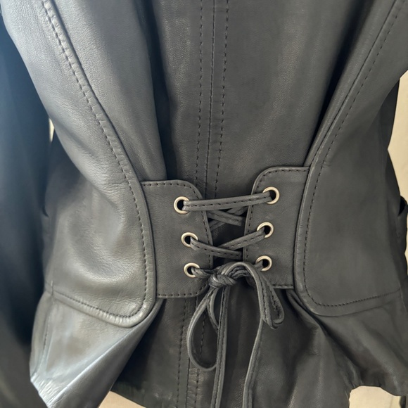 Danier Grey Lamb Skin Leather Jacket in Small - Picture 5 of 11